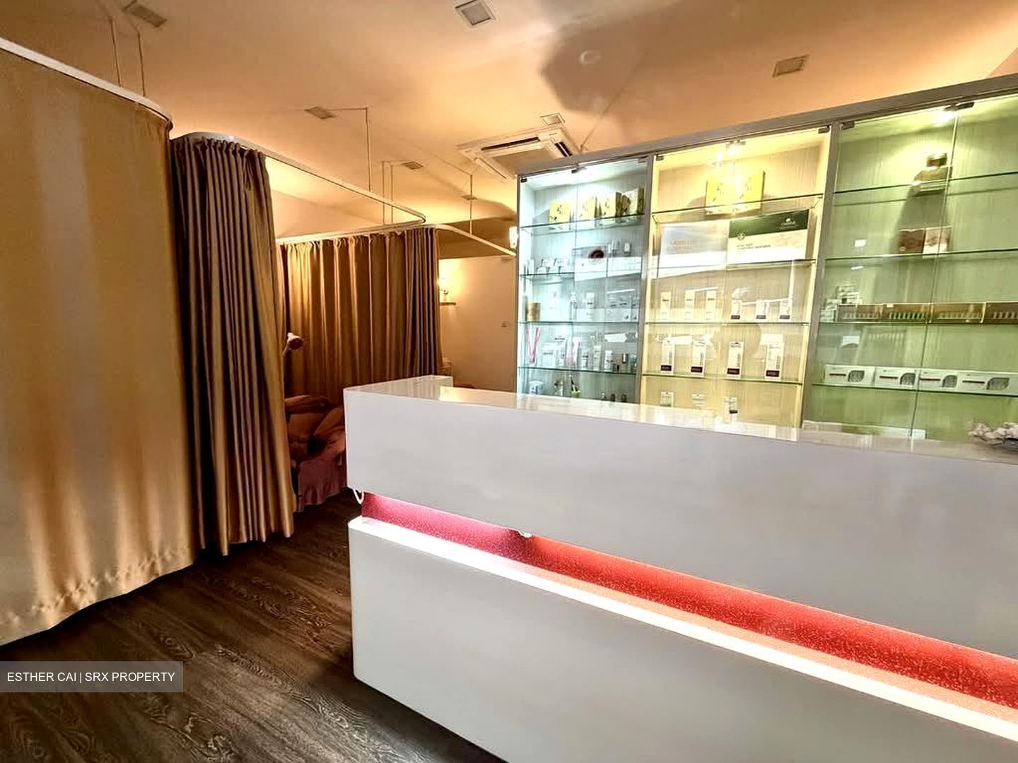 Hong Lim Complex (D1), Retail #547603331